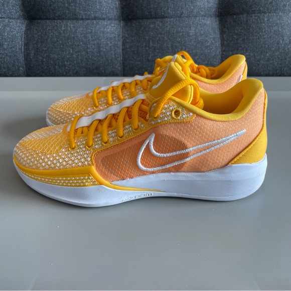 Sz 6.5 Women/5 Men - Nike Sabrina 1 University Gold Yellow Basketball Shoes NEW - Picture 1 of 7